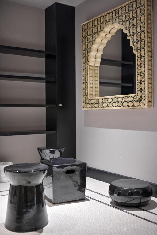 The One Alma Paris - Resim 34