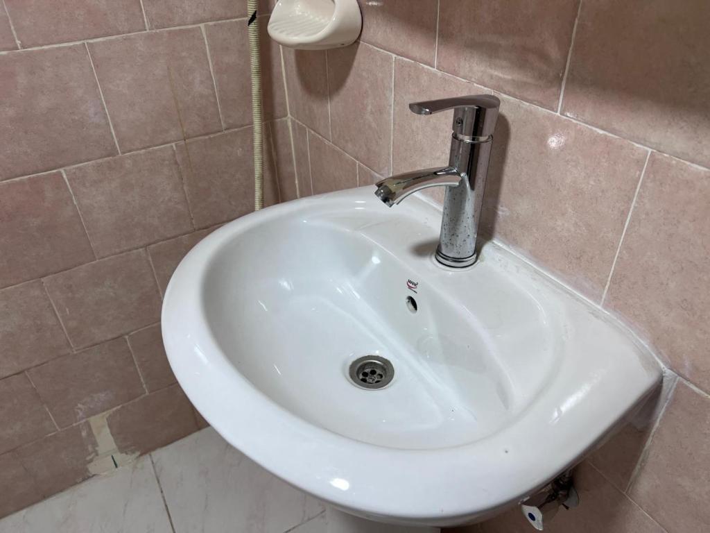 Ένα μπάνιο στο Kings Business Suite