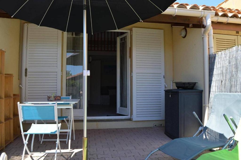 Photo de la galerie de l'établissement SP490-504 Maison Studio mezzanine SAINT PIERRE LA MER, à Saint Pierre La Mer