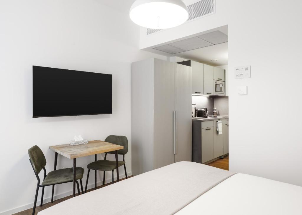 Limehome Berlin Sybelstr - 9