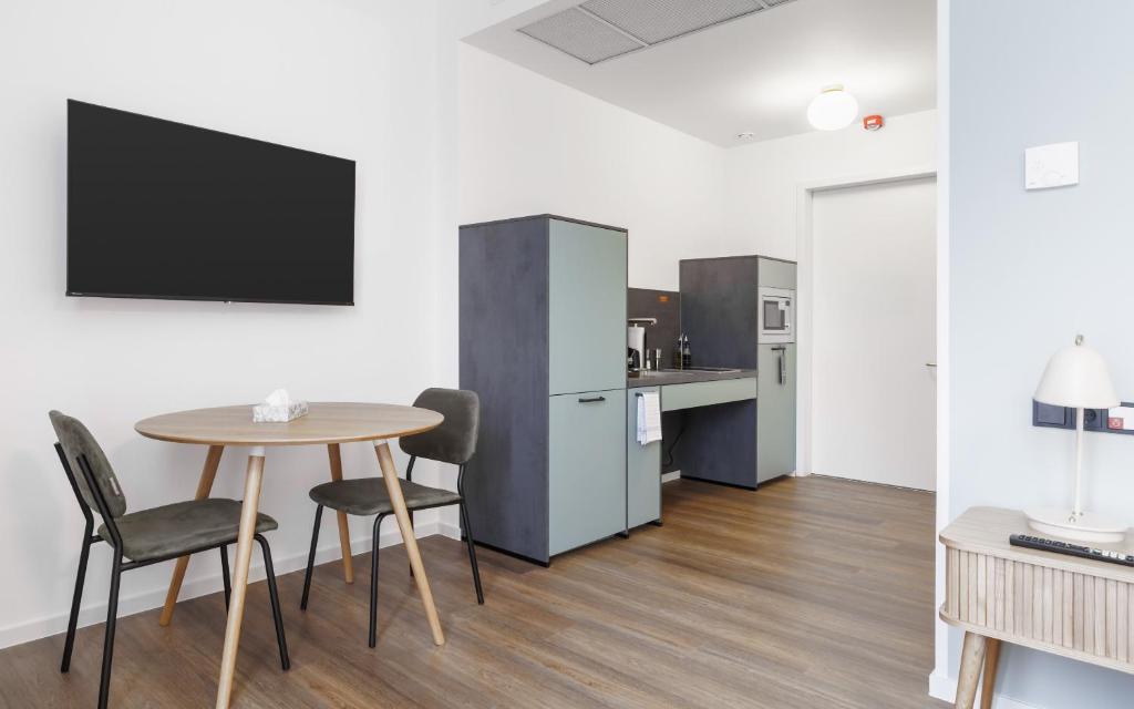 Limehome Berlin Sybelstr - 16