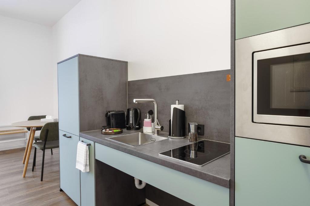 Limehome Berlin Sybelstr - 14