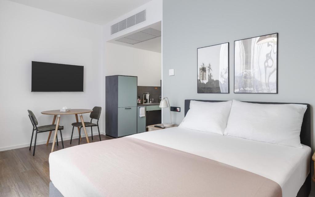 Limehome Berlin Sybelstr - 11