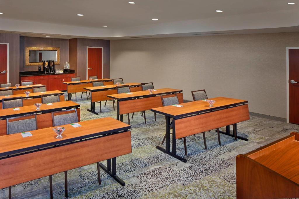 Courtyard by Marriott Stuart photo