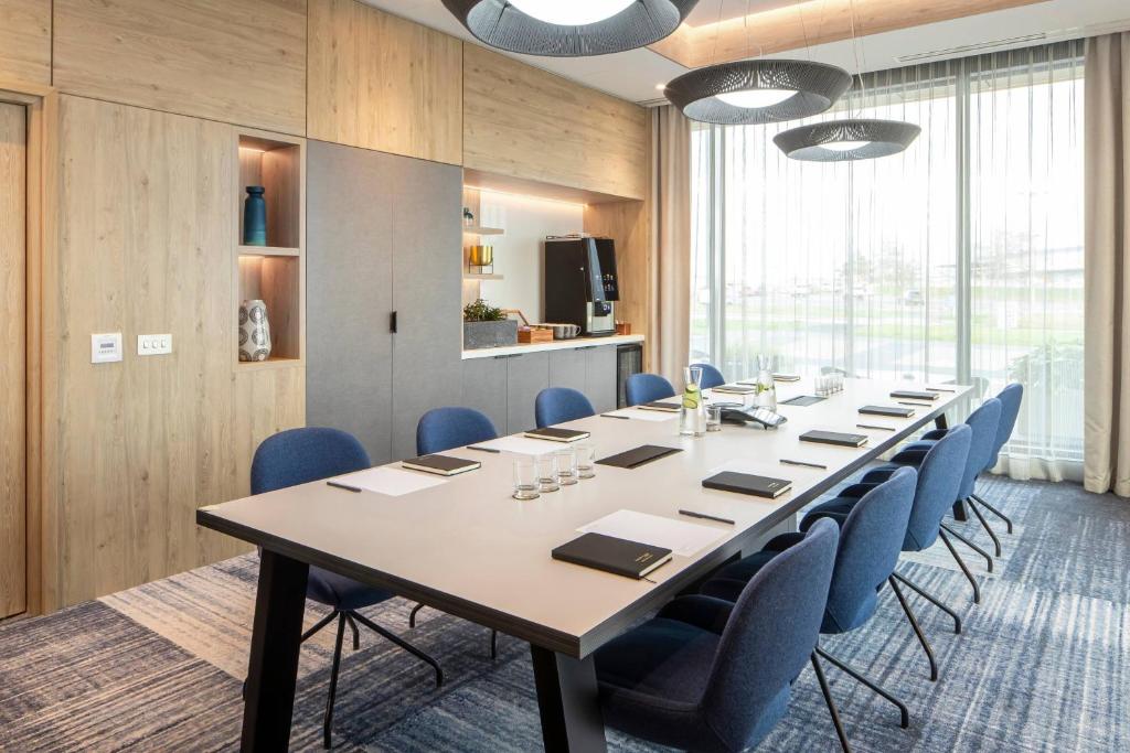 Courtyard by Marriott Inverness Airport - Resim 23
