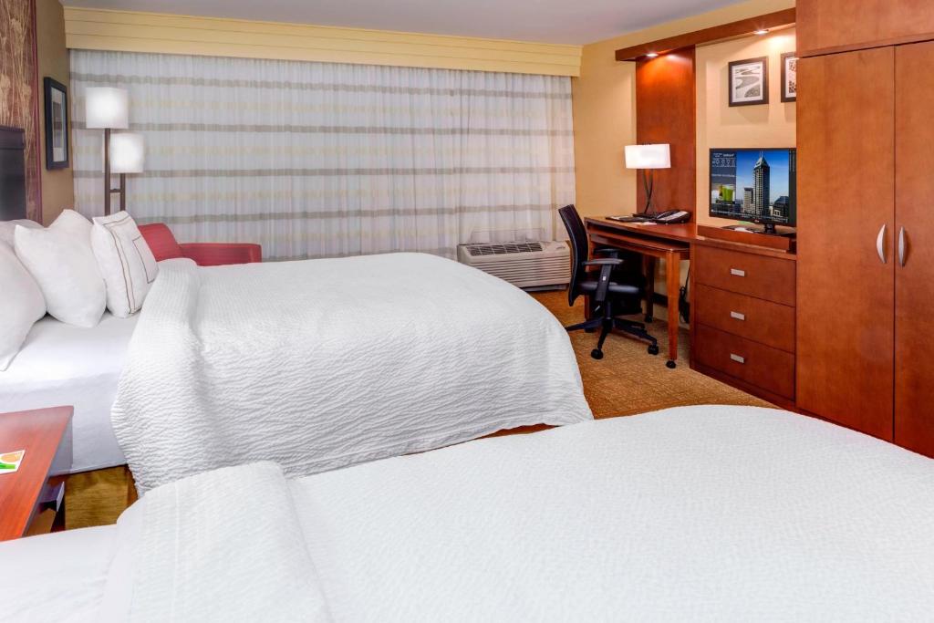 Courtyard by Marriott Indianapolis Noblesville - Queen-Zimmer Mit Zwei Queen-Betten