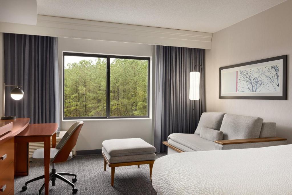 Courtyard by Marriott Greenville - Habitación King