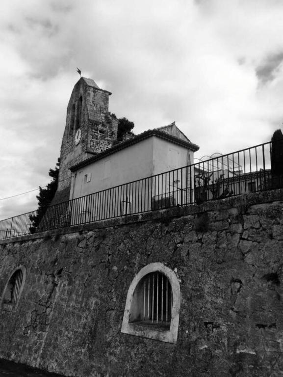 Fotografie z fotogalerie ubytování Gite Fa Mille maison bleu v destinaci Robion en Luberon
