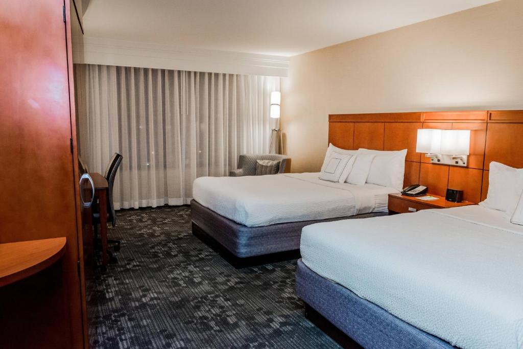 Courtyard by Marriott Lafayette photo