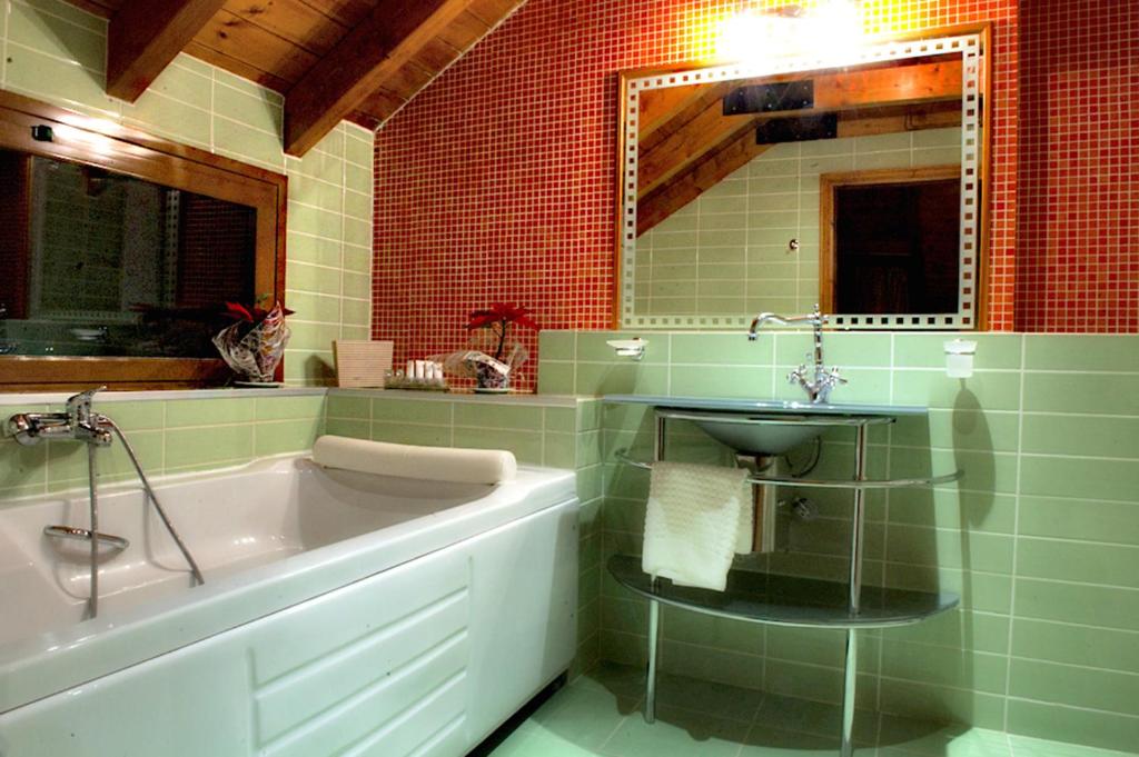 Koupelna v ubytování Melinas Boutique Hotel B&B