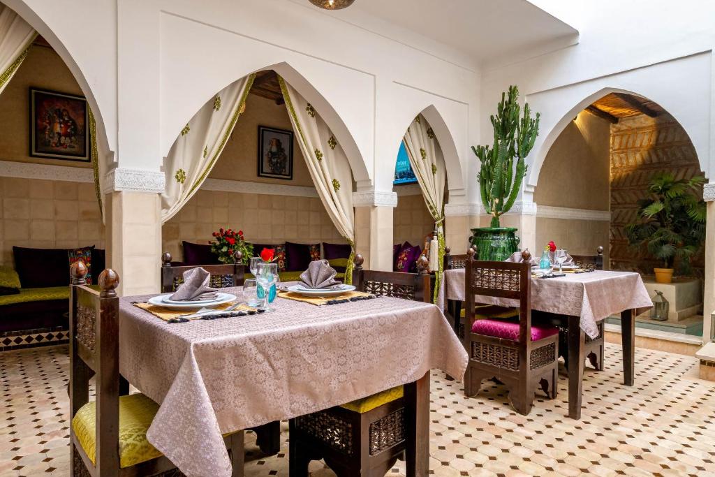 Restaurace v ubytování RIAD LA GAZELLE DU SUD