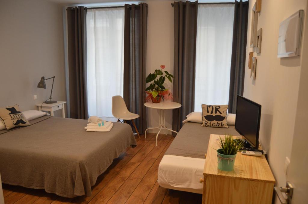 Hotel Smile & Co Hostal Boutique - غرفة ثلاثية