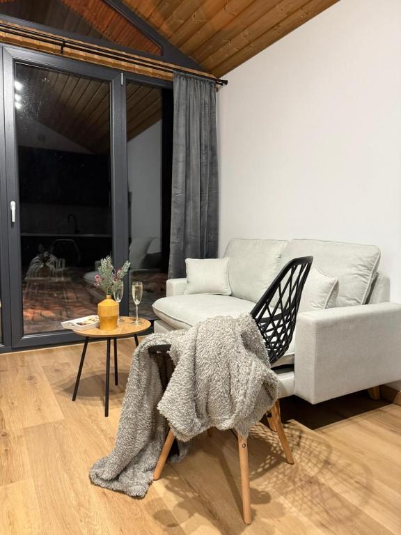 Area soggiorno di Tiny House Krkonose
