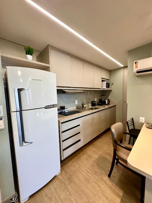 Kuchyň nebo kuchyňský kout v ubytování Flat Hotel à Beira Mar Recife by Direct