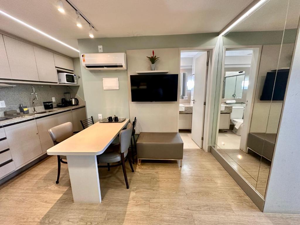 Kuchyň nebo kuchyňský kout v ubytování Flat Hotel à Beira Mar Recife by Direct