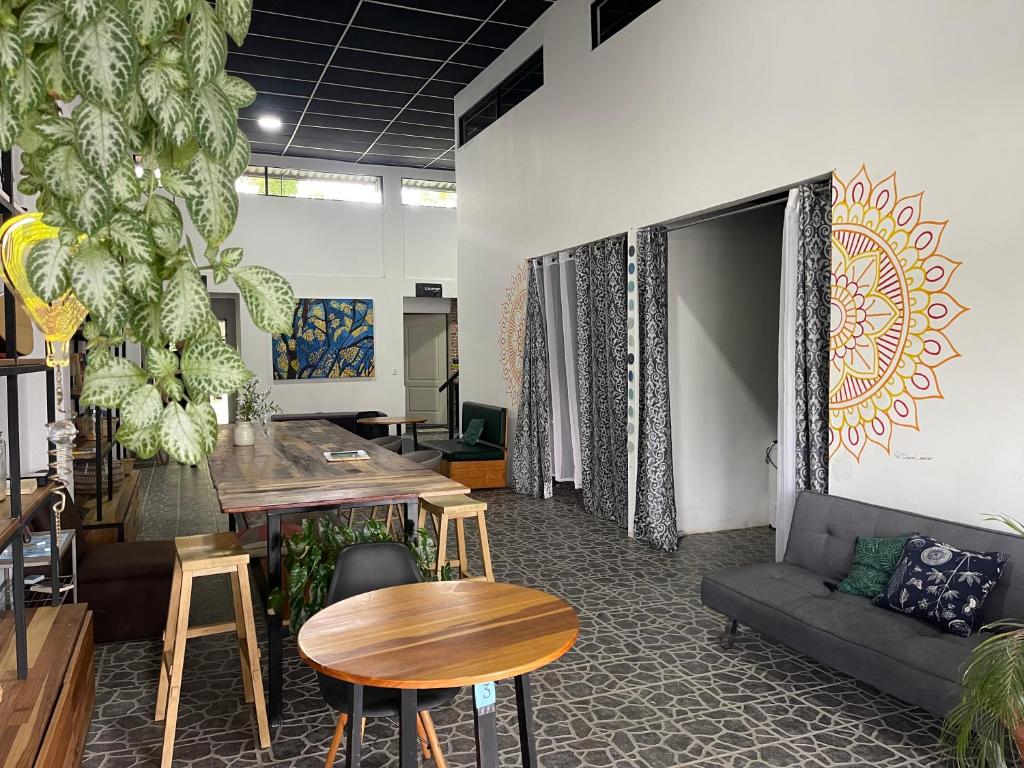 Posezení v ubytování Asha Hostel