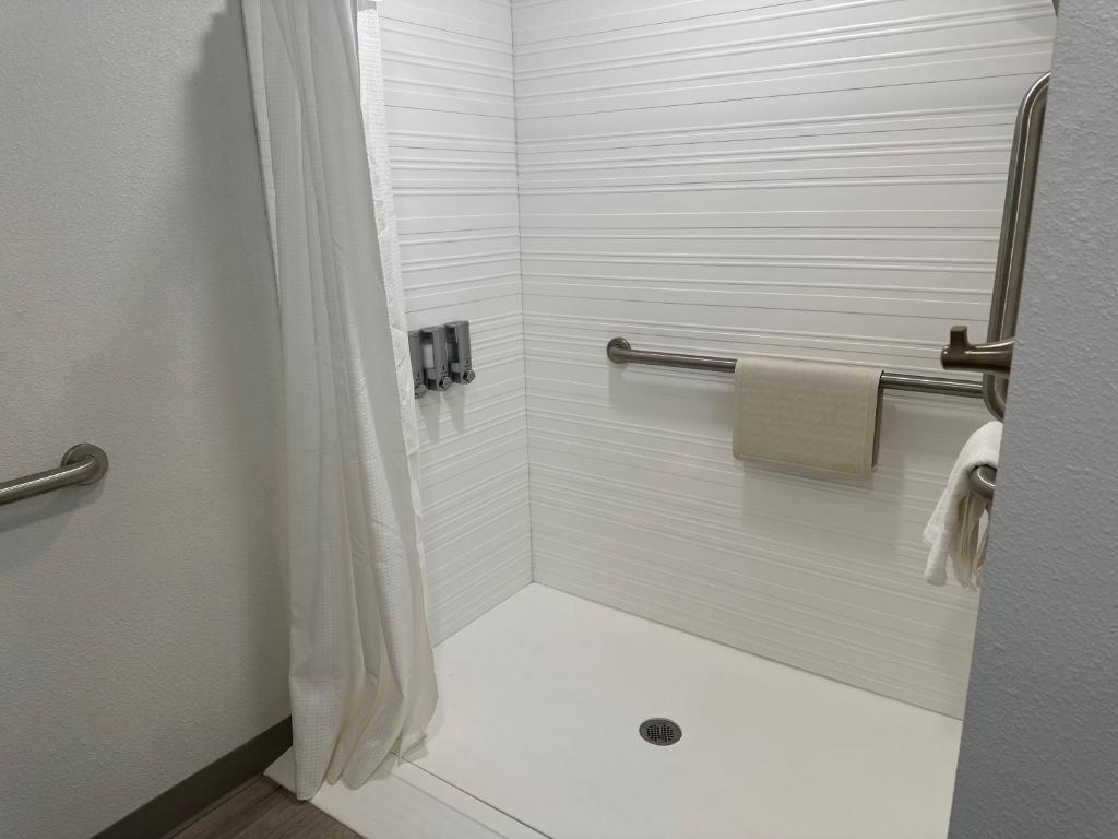Koupelna v ubytování West Beach Suites