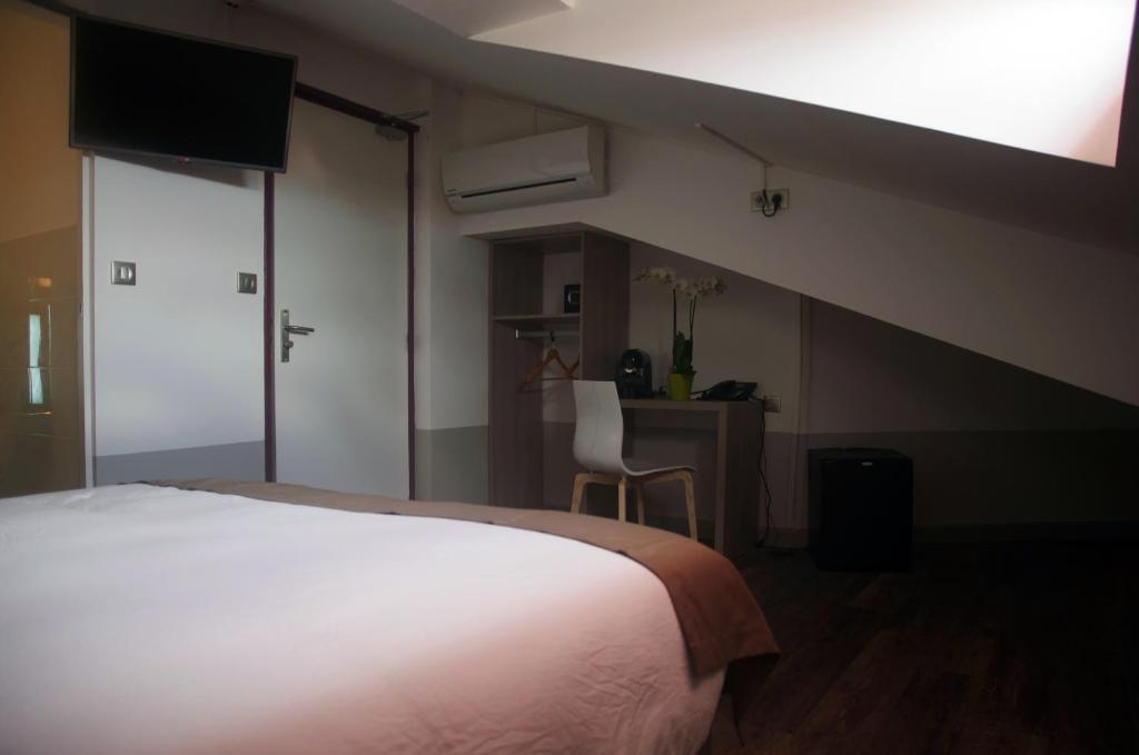 Hôtel Des Amandiers - Suite