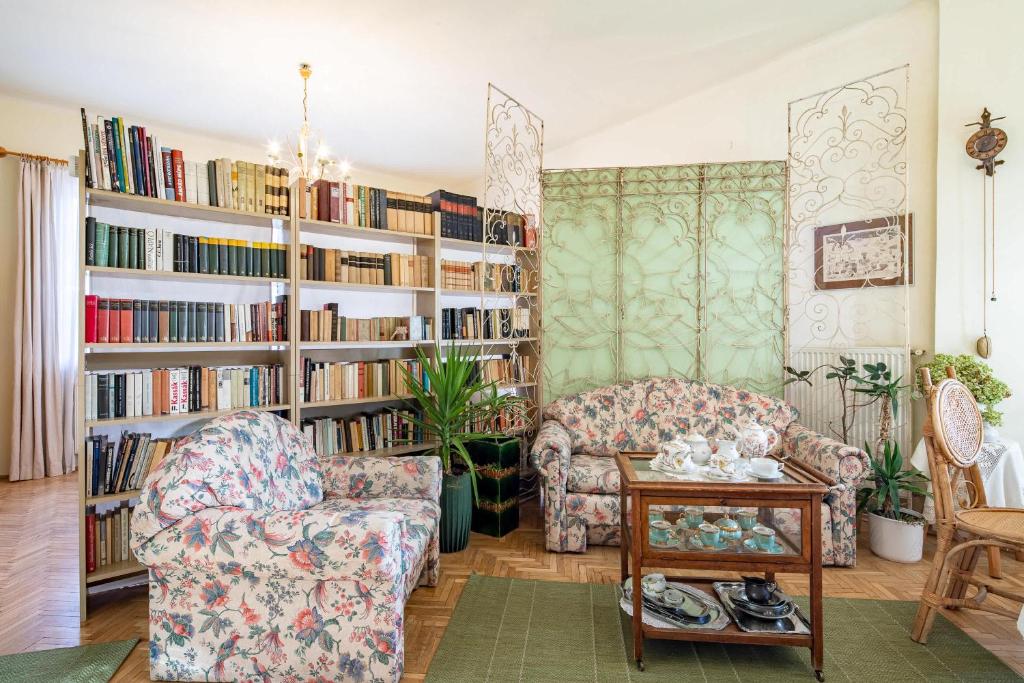 Knižnica v apartmáne