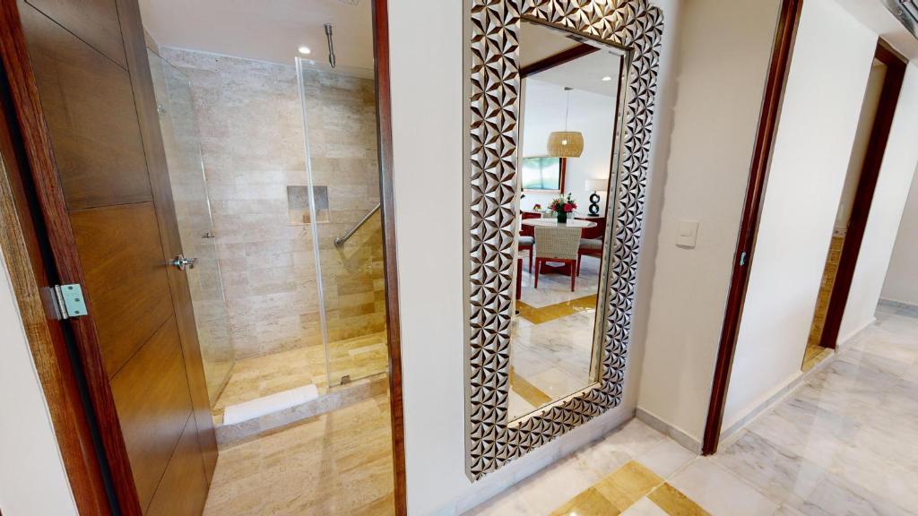 Park Royal Beach Cancun - All Inclusive - Family Suite Met Balkon