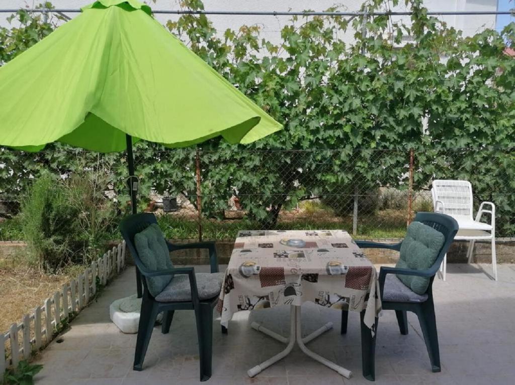 Zahrada ubytování Apartment Petar