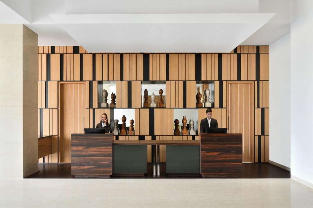 Posezení v ubytování Fairfield by Marriott Kolkata