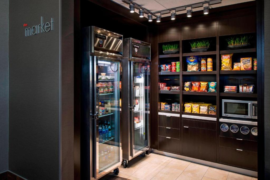 Courtyard by Marriott Calgary South - Resim 23