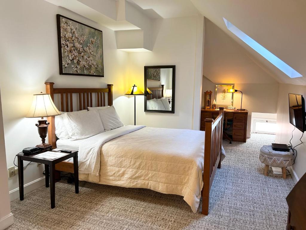 50 Lincoln Short North Bed & Breakfast - Housity