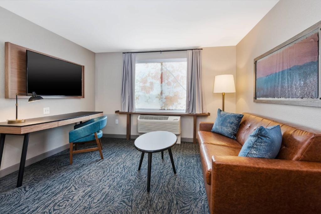 Fairfield Inn & Suites by Marriott Kalamazoo photo