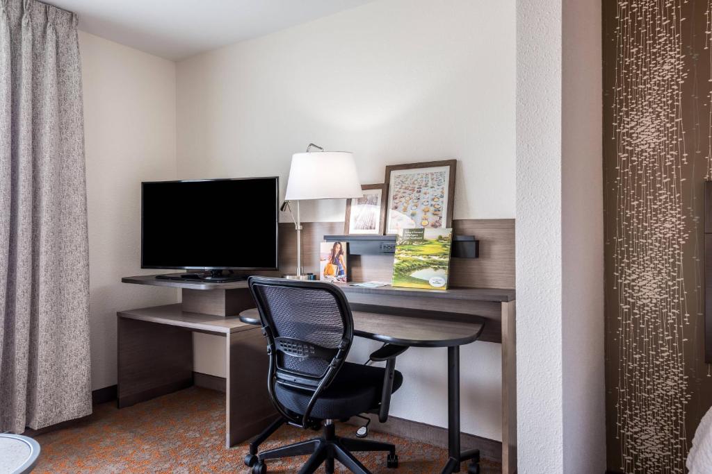 Fairfield Inn & Suites by Marriott St. Joseph Stevensville photo