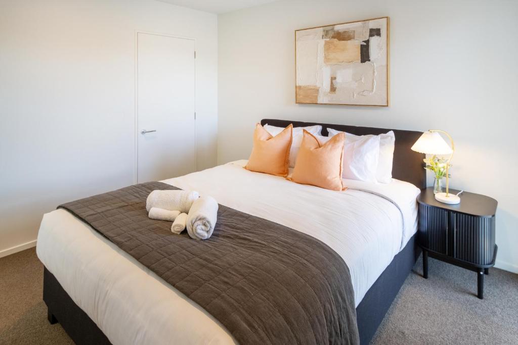 Beautiful home, Near CBD, Pet Friendly with Carpark - Resim 17