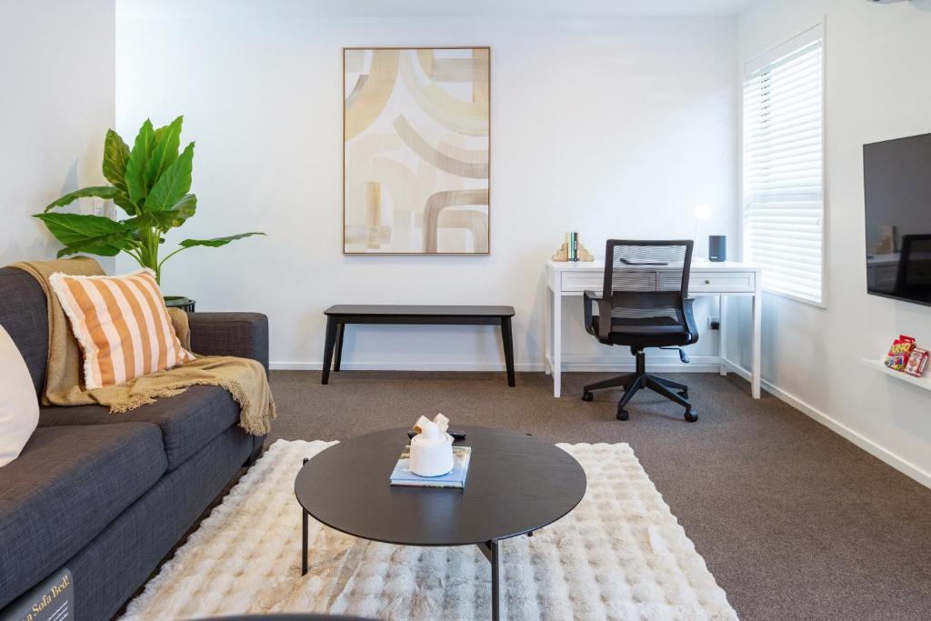 Beautiful home, Near CBD, Pet Friendly with Carpark - Resim 10