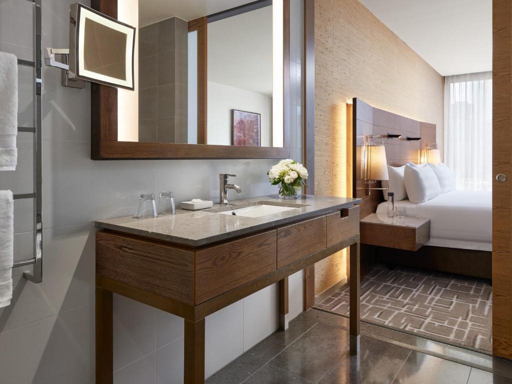 Pan Pacific Melbourne photo