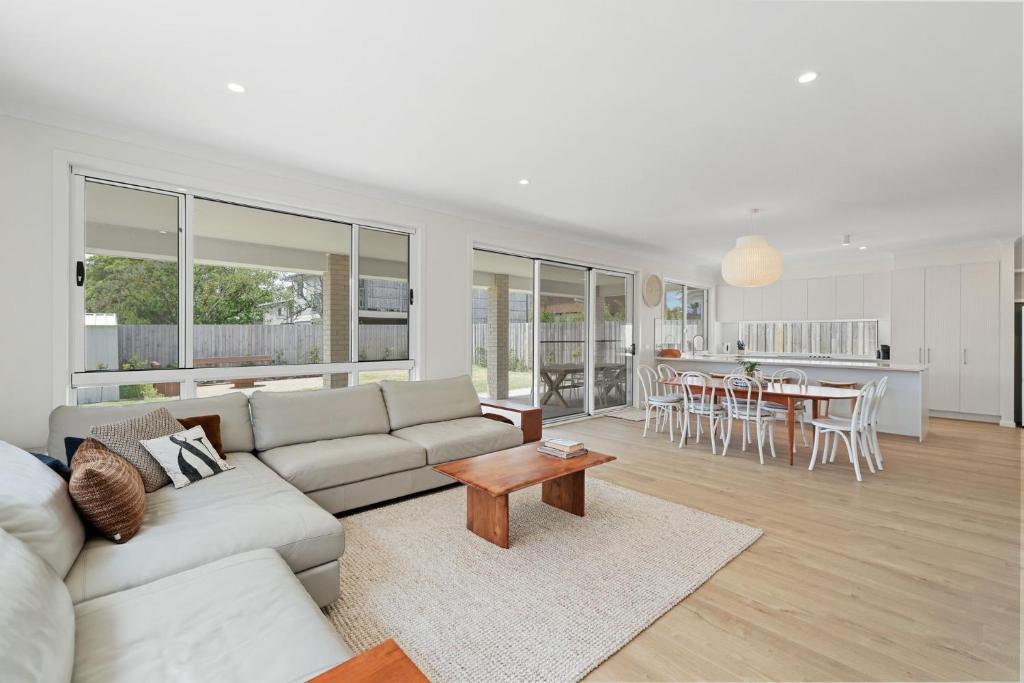 Χώρος καθιστικού στο Lux Living Cowes