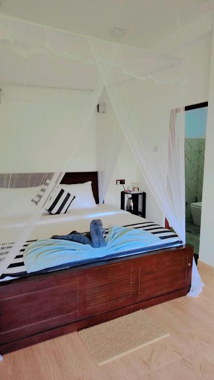 Ella Hillsite View - 17