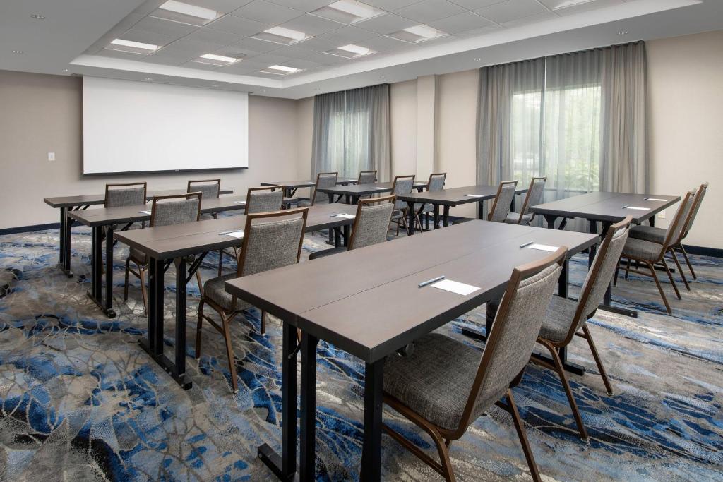 Konferenční prostory v ubytování Fairfield Inn & Suites Baltimore BWI Airport
