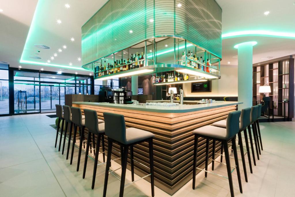 Restaurace v ubytování Courtyard by Marriott Wolfsburg