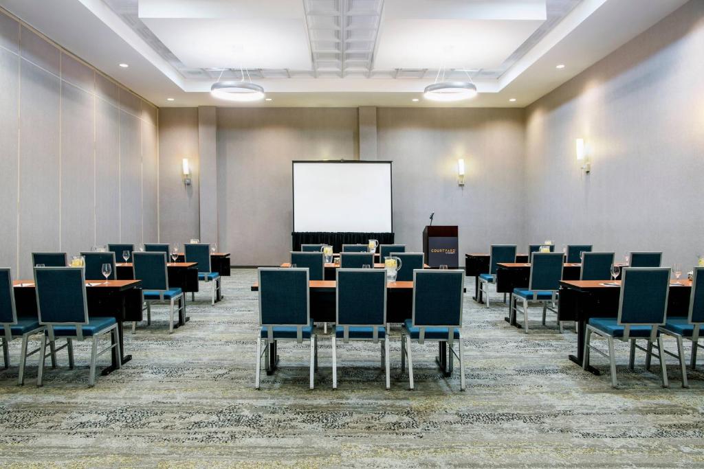 Konferenční prostory v ubytování Courtyard by Marriott Edmonton West