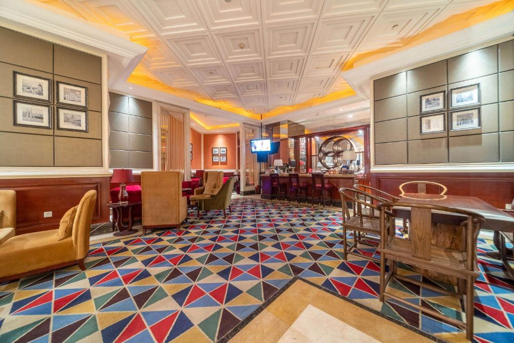 Posezení v ubytování Ramada Yichang Hotel