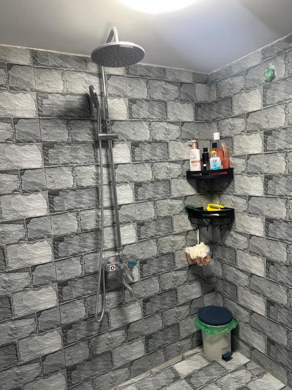 Koupelna v ubytování HaNoi HomeStay 43