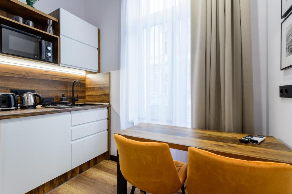 Budapest Holidays Vibes - Resim 8