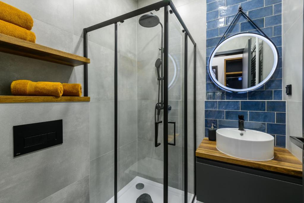 Budapest Holidays Vibes - Resim 22