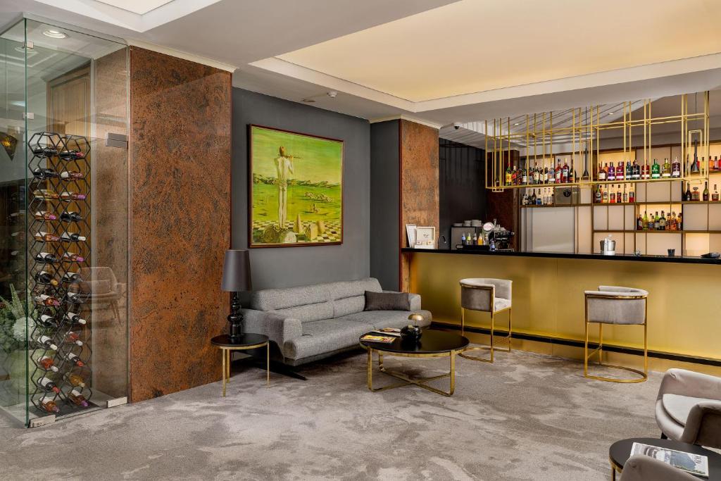 Crystal Palace Hotel - Resim 3