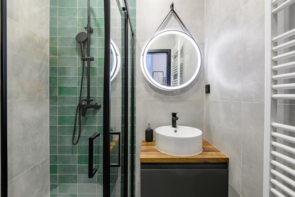 Budapest Holidays Vibes - Resim 7