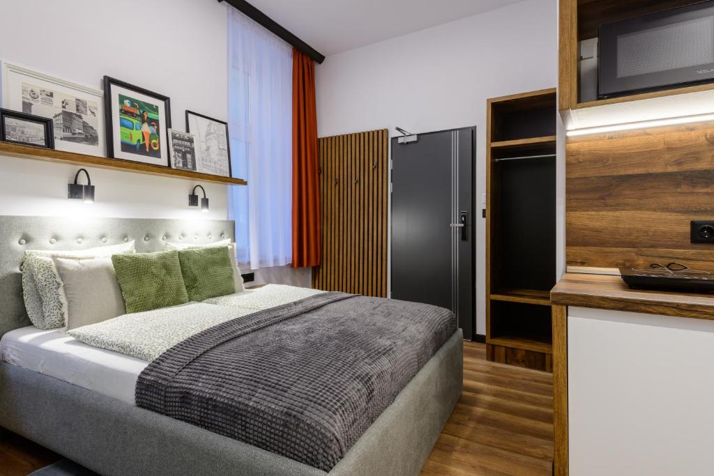 Budapest Holidays Vibes - Resim 34