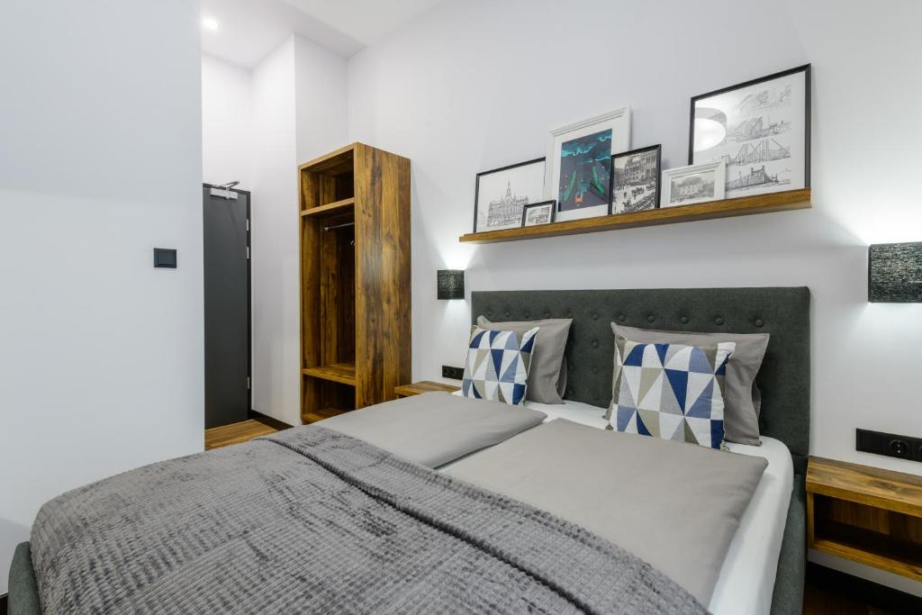 Budapest Holidays Vibes - Resim 35