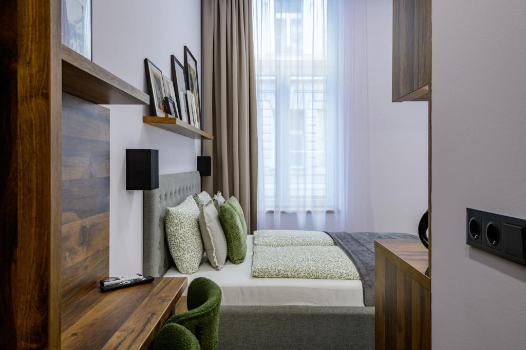 Budapest Holidays Vibes - Resim 37