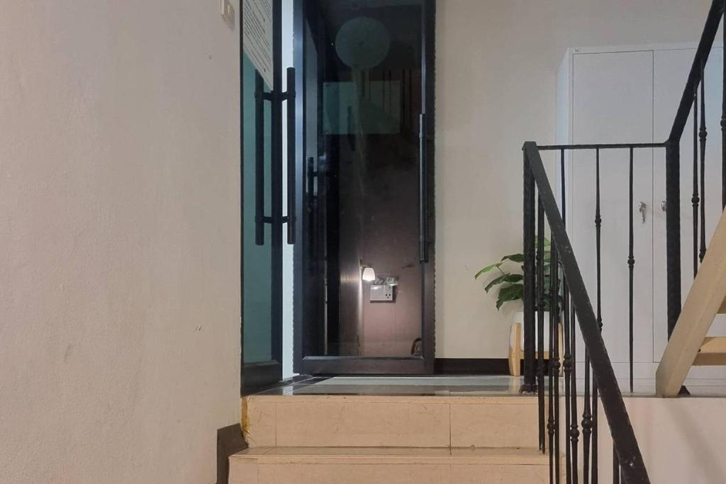 BnB98 Silom Hotel - Resim 10