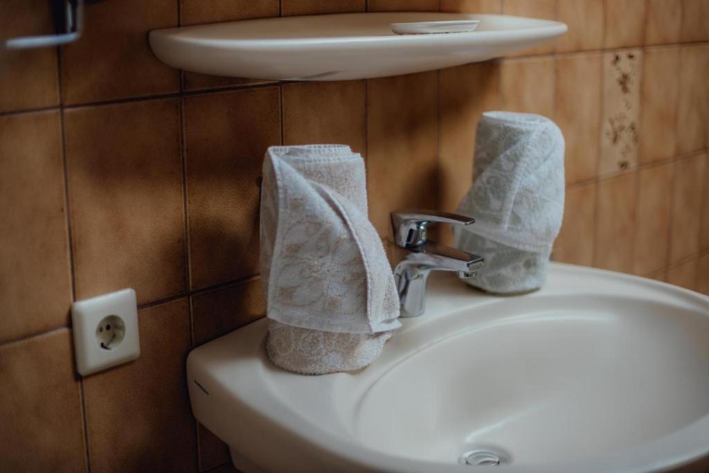 Kúpeľňa v ubytovaní Haus ANNELIES Top 1 by MoniCare