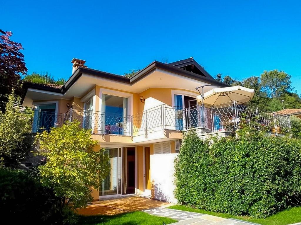 Bygningen som villaen ligger i